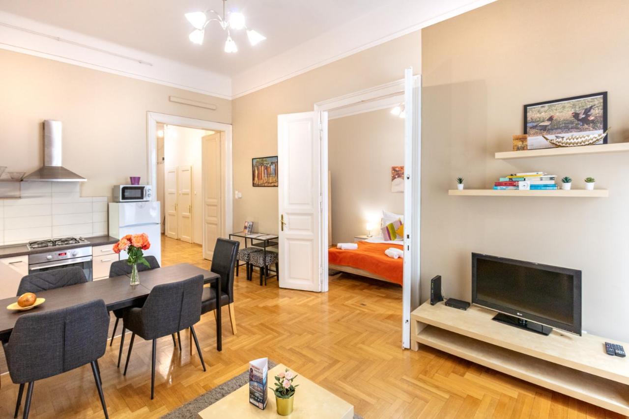 Orangehomes Kalvin Sq 2 Bedroom Apartment Budapest Exterior photo